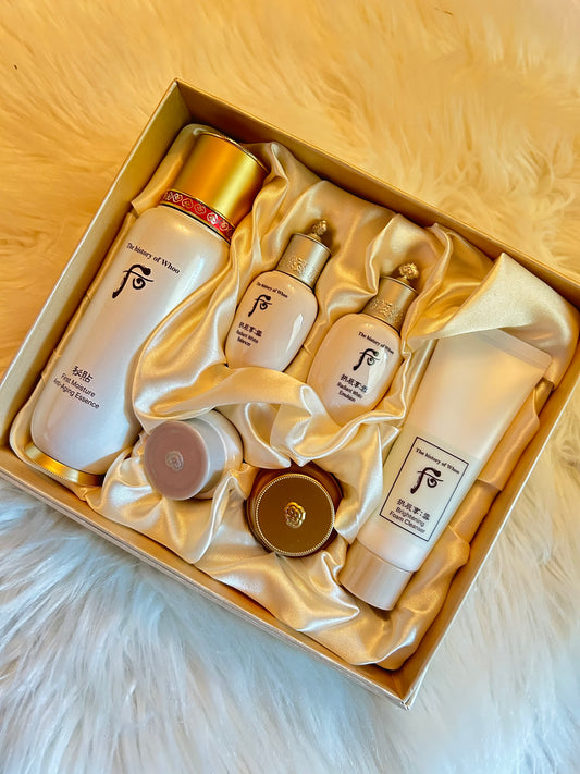 The History of Whoo Bichup First Moisture Anti‑Aging Essence Set